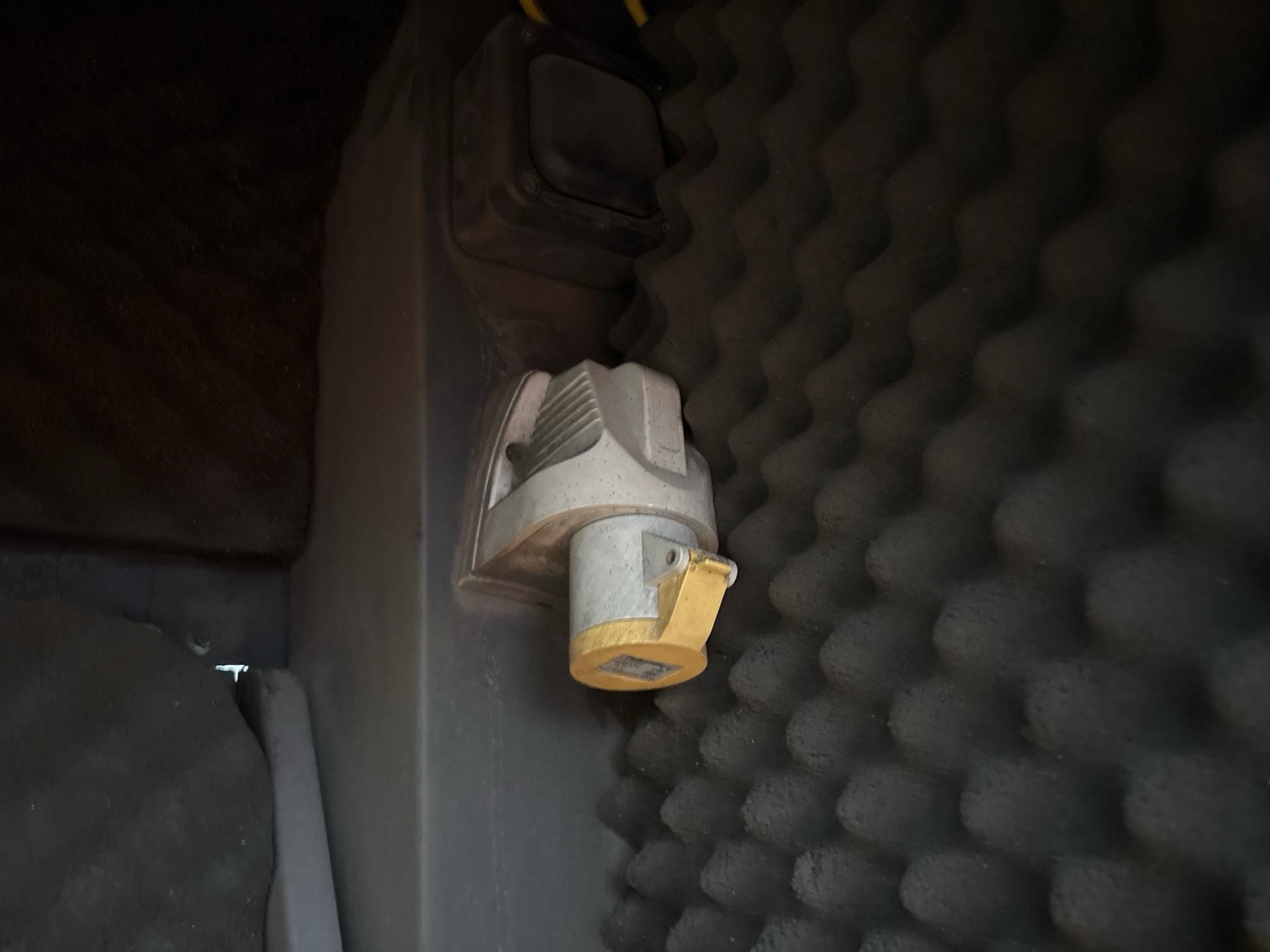 Armorgard Cutting Station. S/N: 329-THX6714 - No reserve - Image 8 of 10