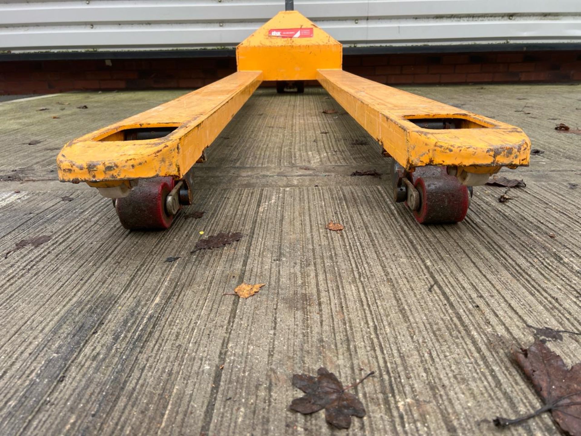 Manual Pallet Trucks - 3500Kg - 2.5M - Braked. S/N: J22052934-1/031-THX14162 - No Reserve - Image 9 of 9
