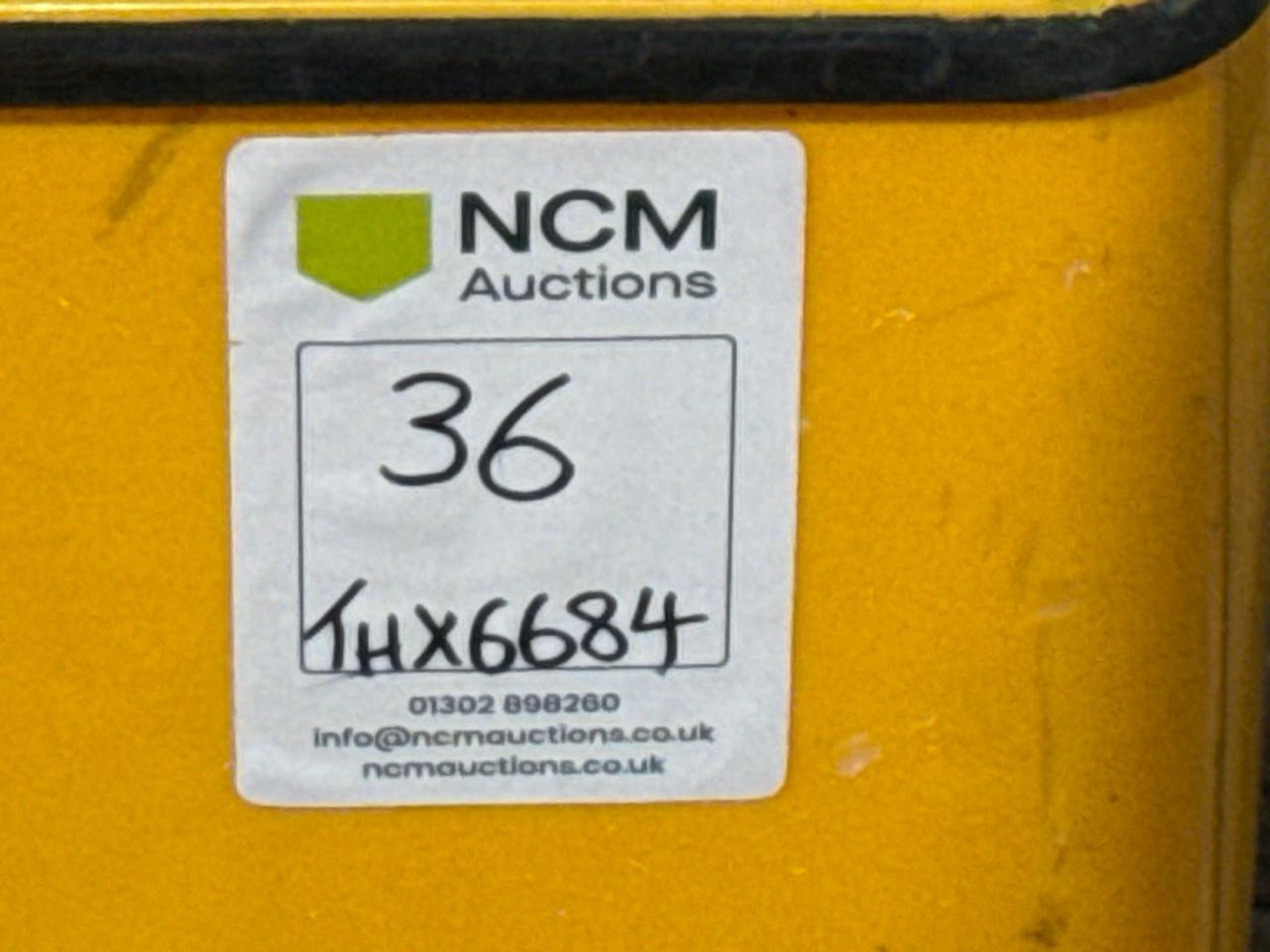 Led Rechargable Light. S/N: Blank-THX6684 - No Reserve - Image 2 of 4