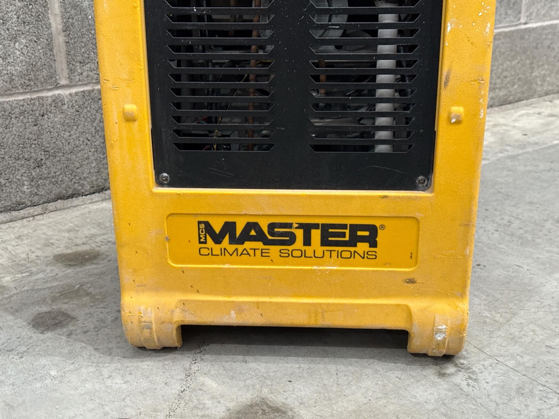 Master Climate Solutions Large Dehumidifier - Thx14913 - No Reserve - Image 2 of 6
