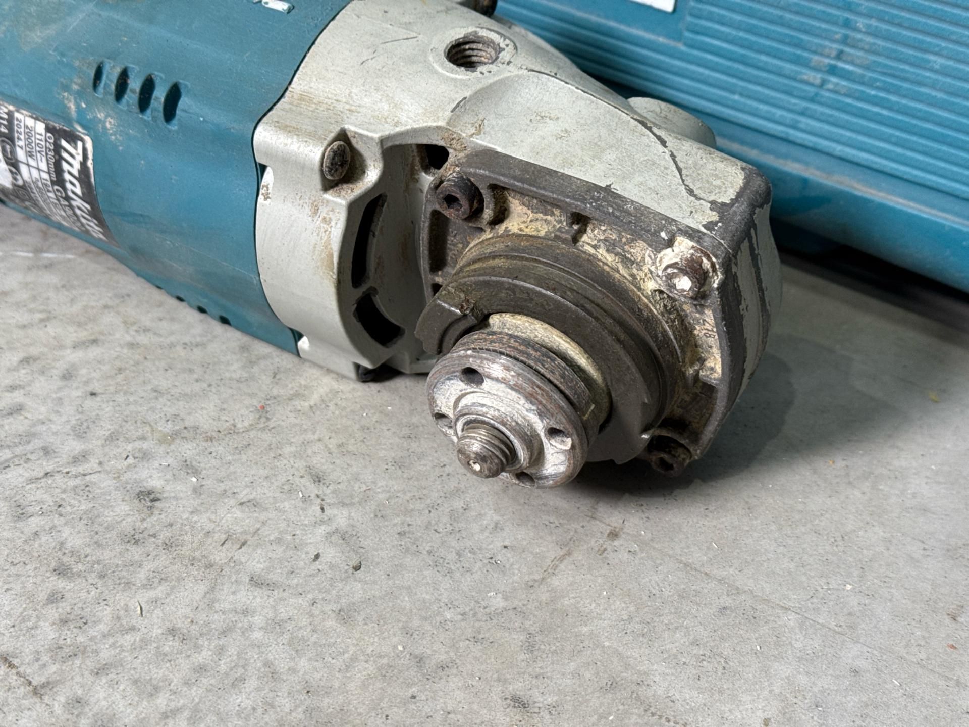 Makita Angle Grinder - THX22748 - No Reserve - Image 4 of 8