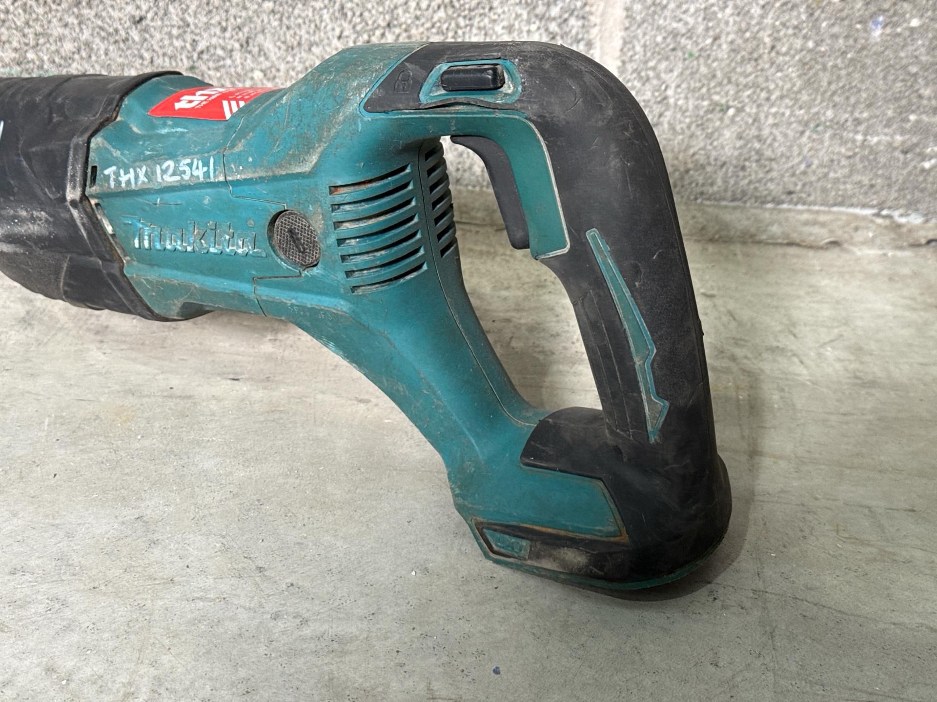 Makita Reciprocating Saw - THX12541 - No Reserve - Image 4 of 4