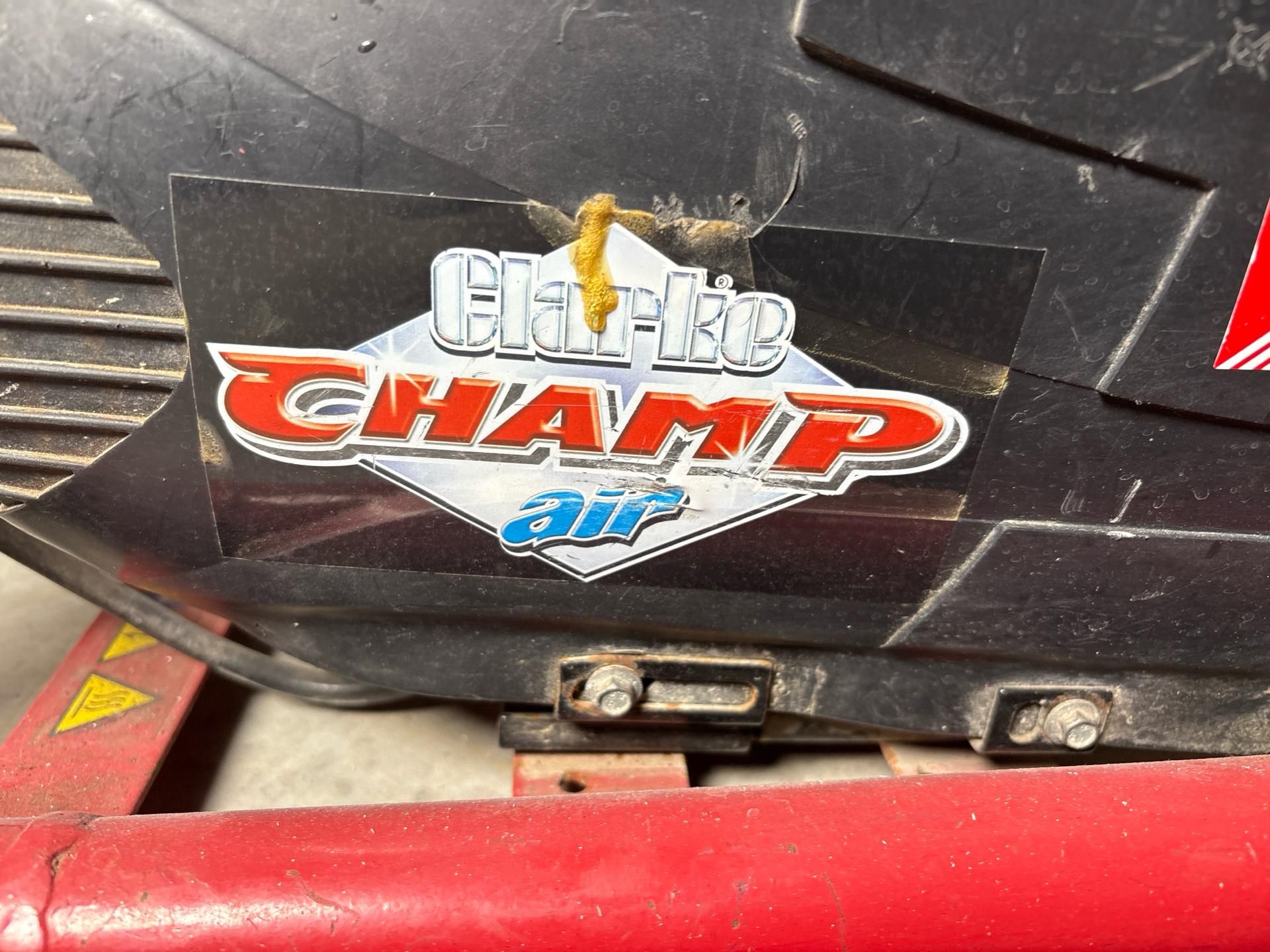 Clarke Champ Air Compressor -THX9239 - No Reserve - Image 7 of 9