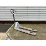 Manual Pallet Truck 2500kg THX22260 - No Reserve