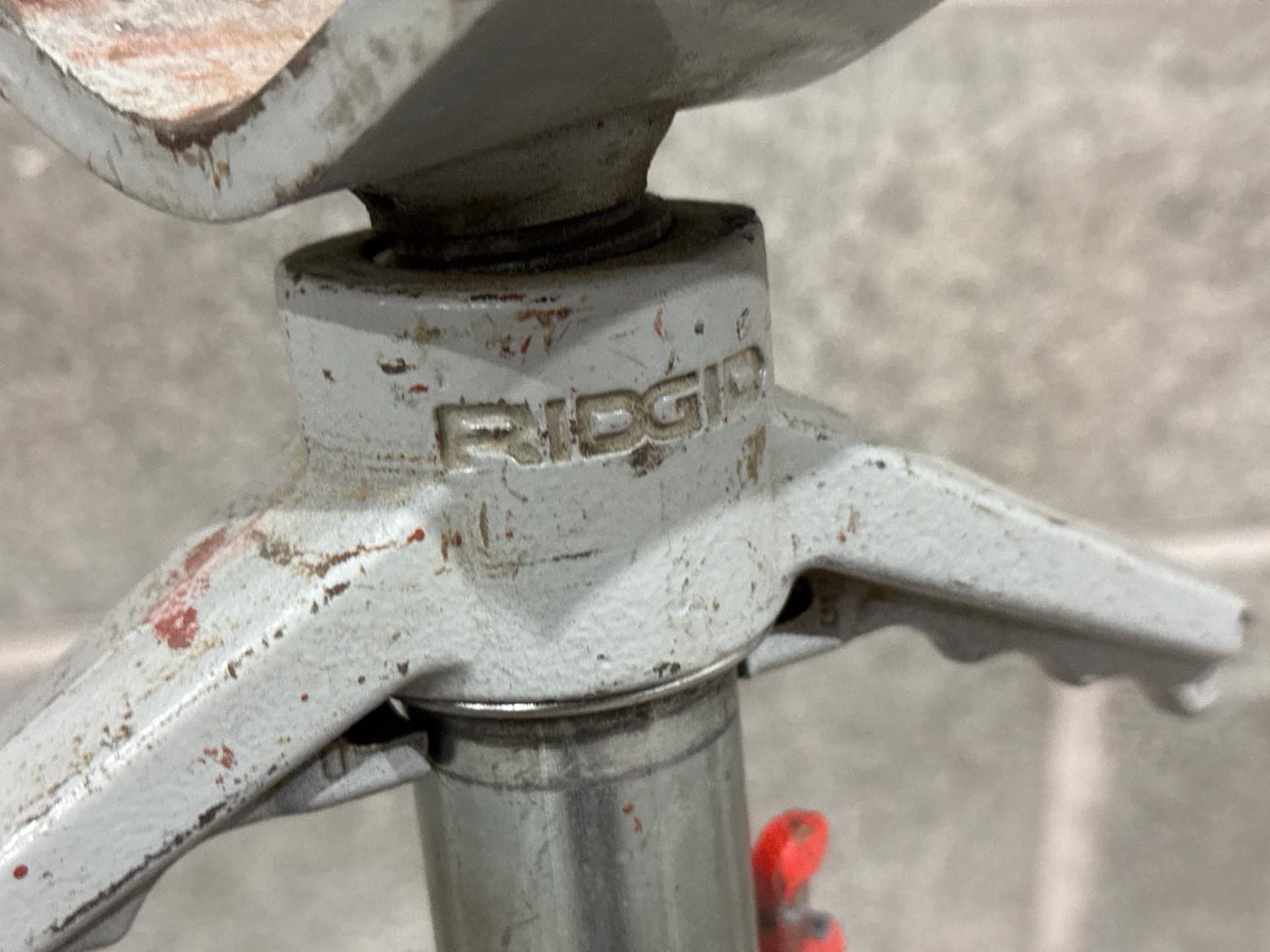 Ridgid Pipe Stand Run And Twist - Thx11429 - No Reserve - Image 4 of 4