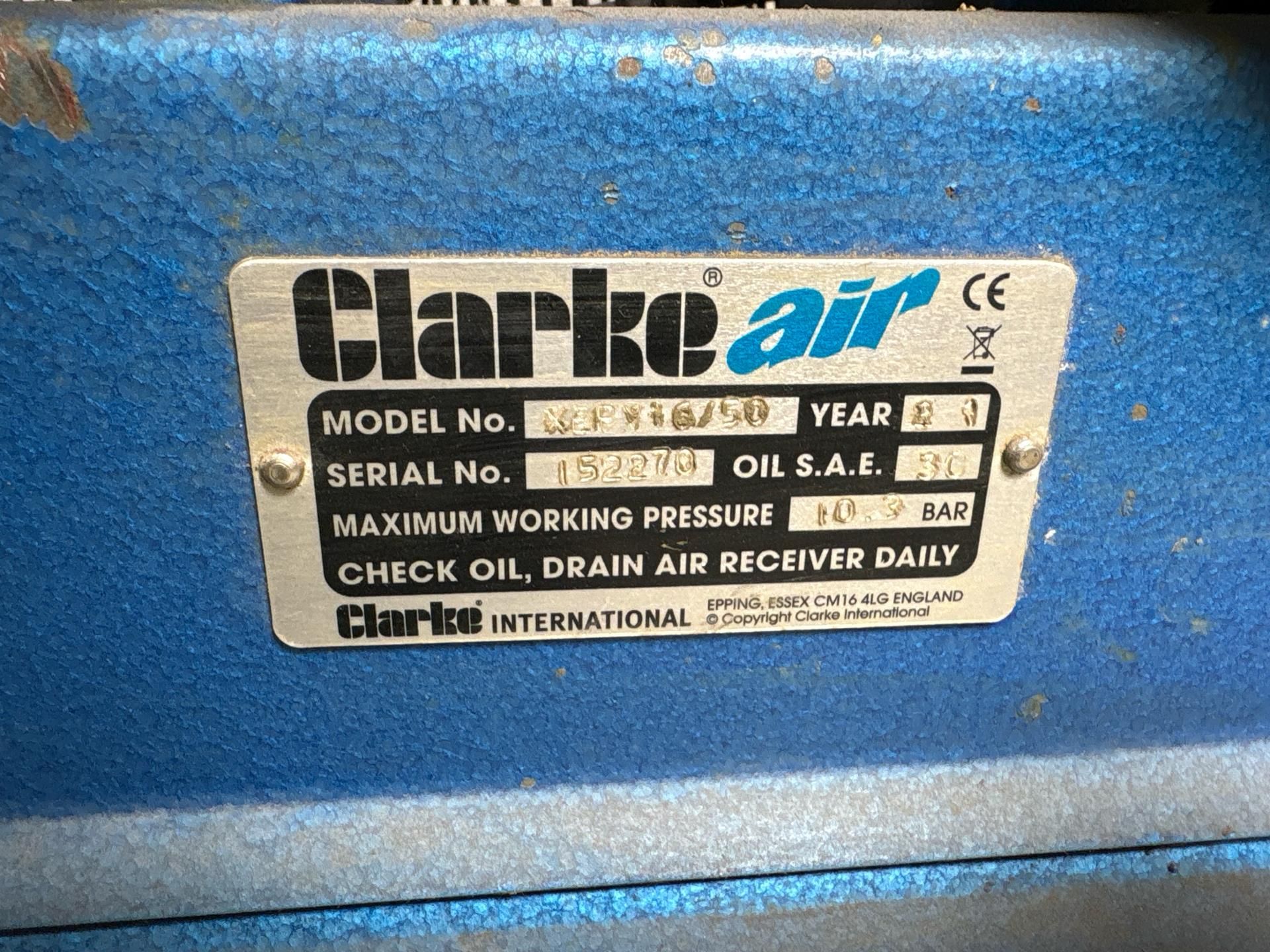 Clarke Air 14cfm Compressor - THX11479 - No Reserve - Image 4 of 7