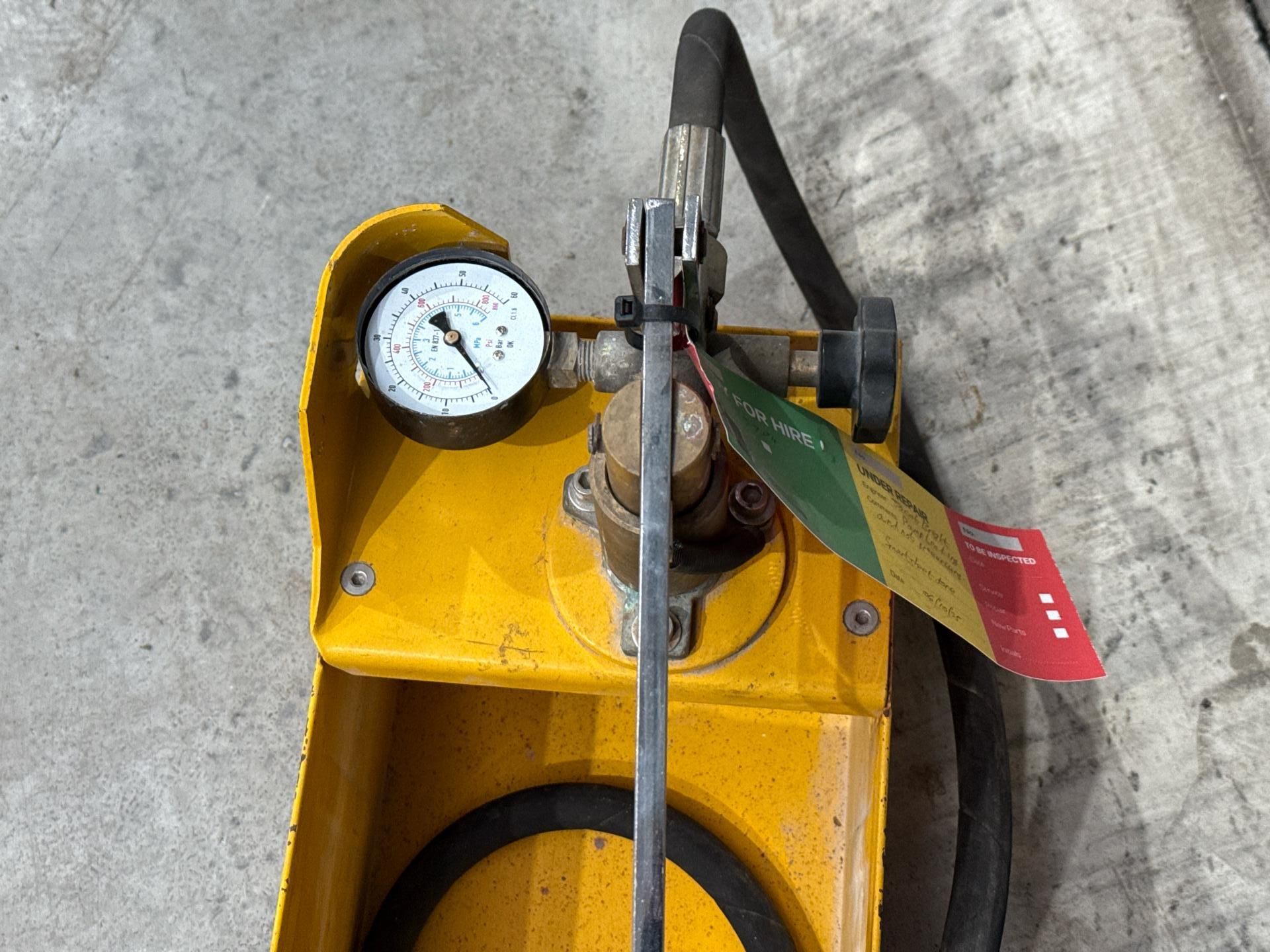 REMS PUSH Manual Pressure Test Pump - Thx22784 - No Reserve - Image 2 of 3