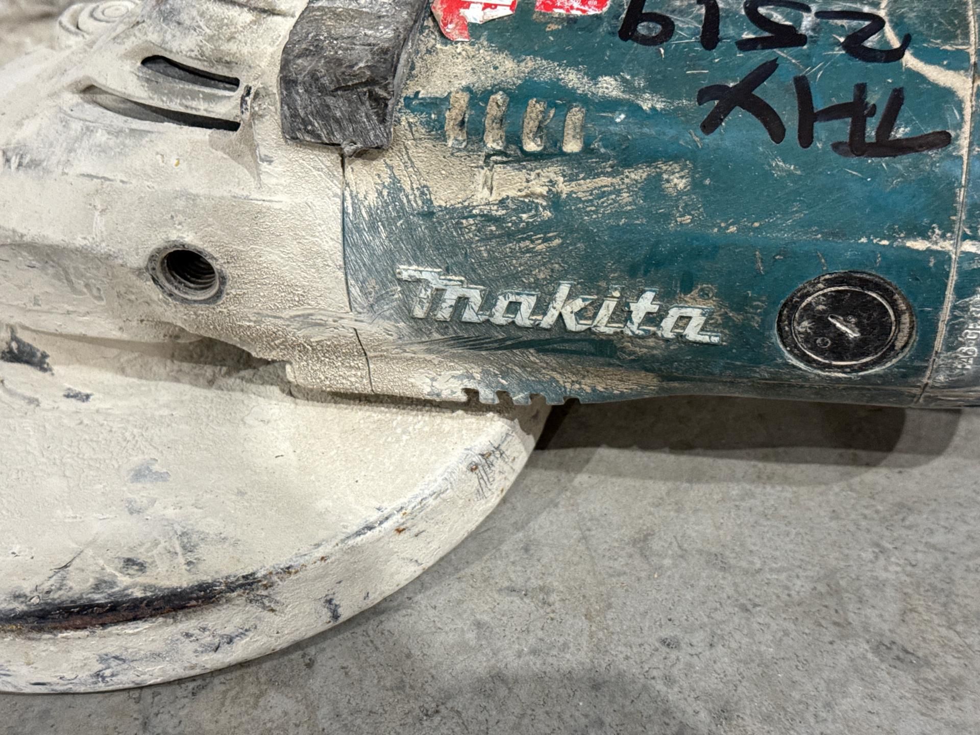 Makita Angle Grinder - Thx2519 - No Reserve - Image 2 of 4