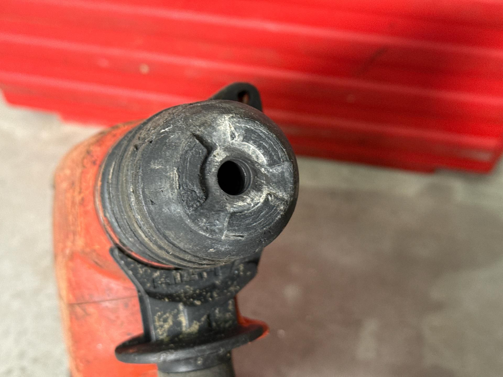 HILTI Rotary Hammer - THX6417 - No Reserve - Image 6 of 6