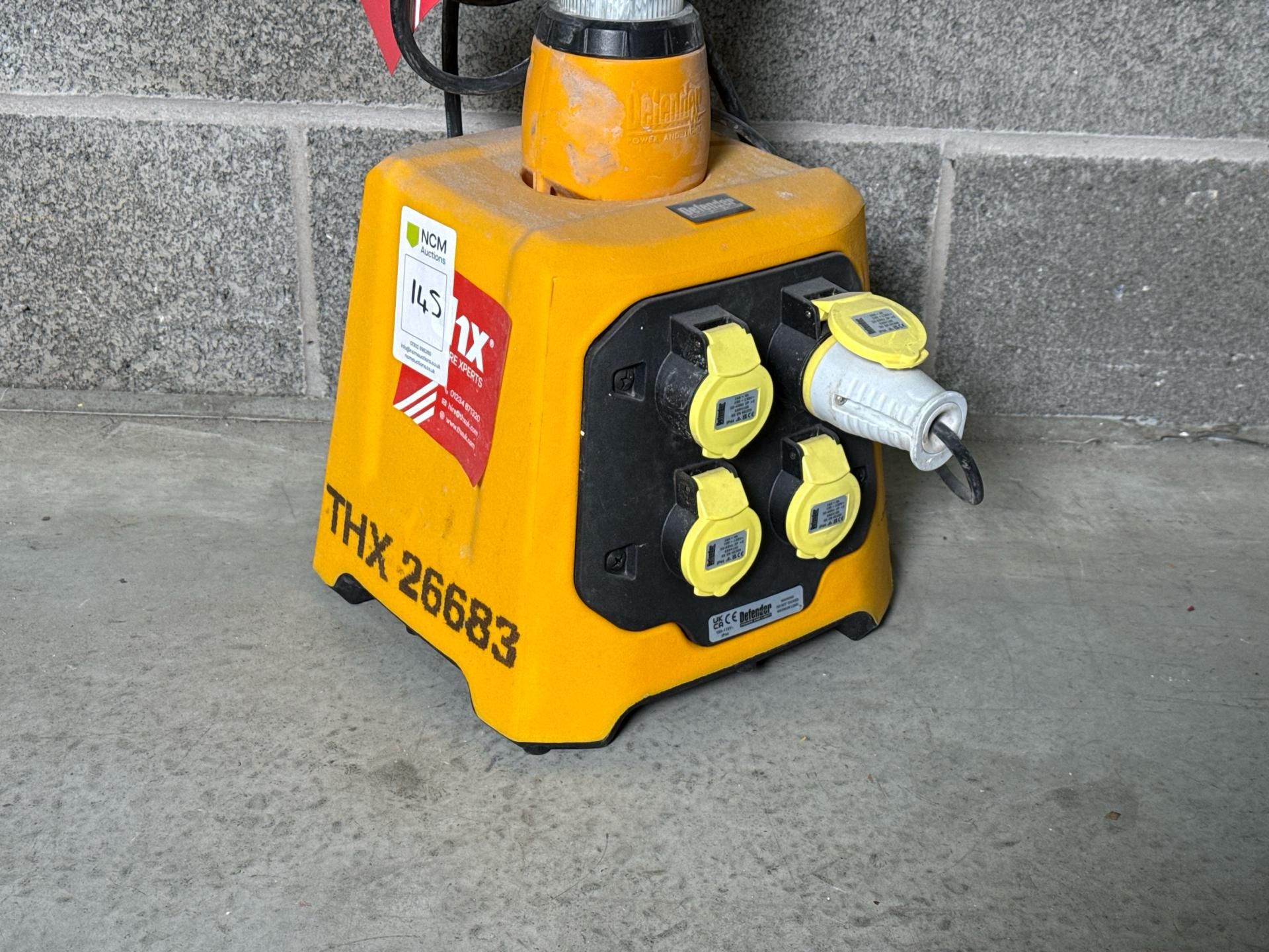 Defender LED Uplight With Splitter Base - THX26683 - No reserve - Image 2 of 4