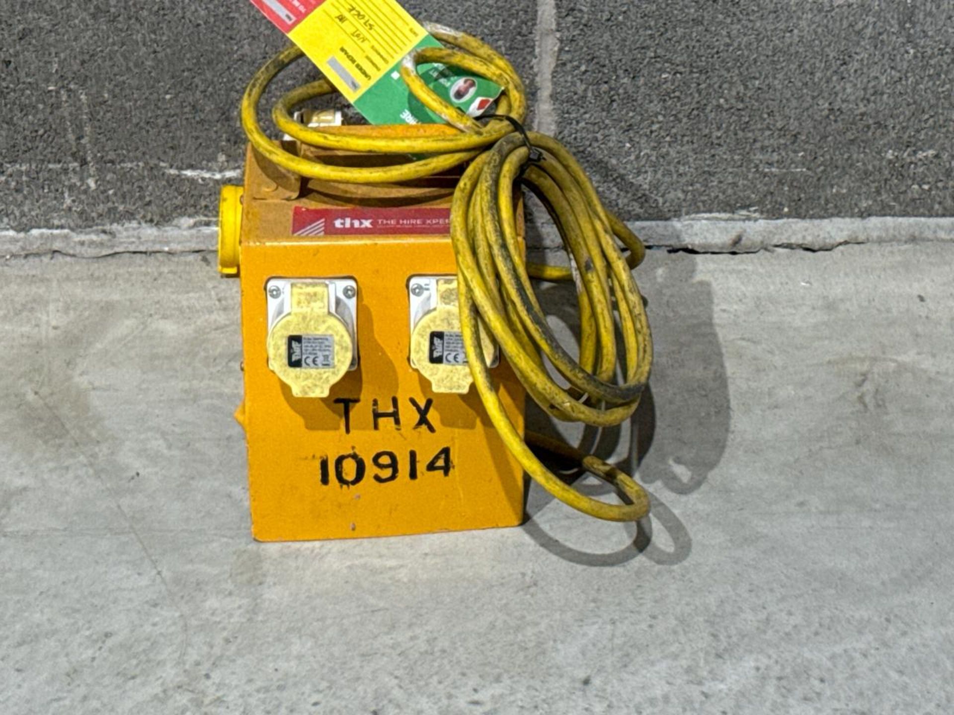 Elite 4 Way Splitter Box 110V 16A. S/N: Blank-THX10914 - No Reserve - Image 5 of 6