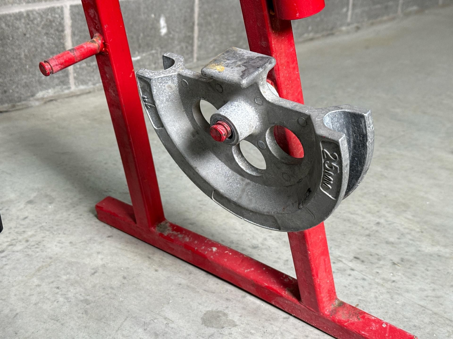 Floor Standing Conduit Bender - Thx20348 - No Reserve - Image 4 of 5