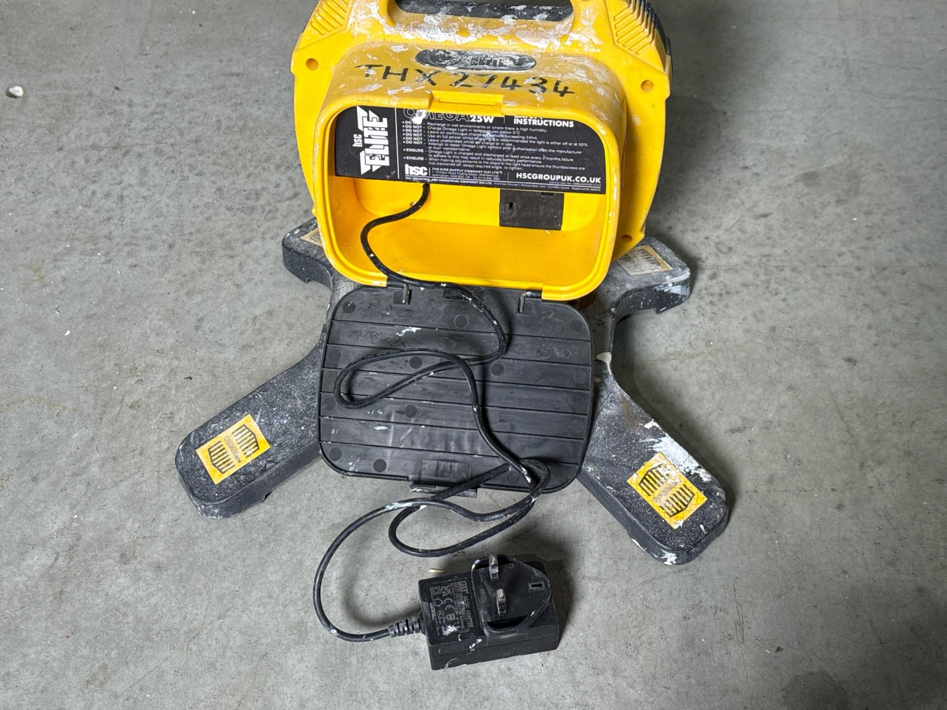 HSC Elite Omega Rechargeable Work Light - THX27434 - No Reserve - Image 4 of 4