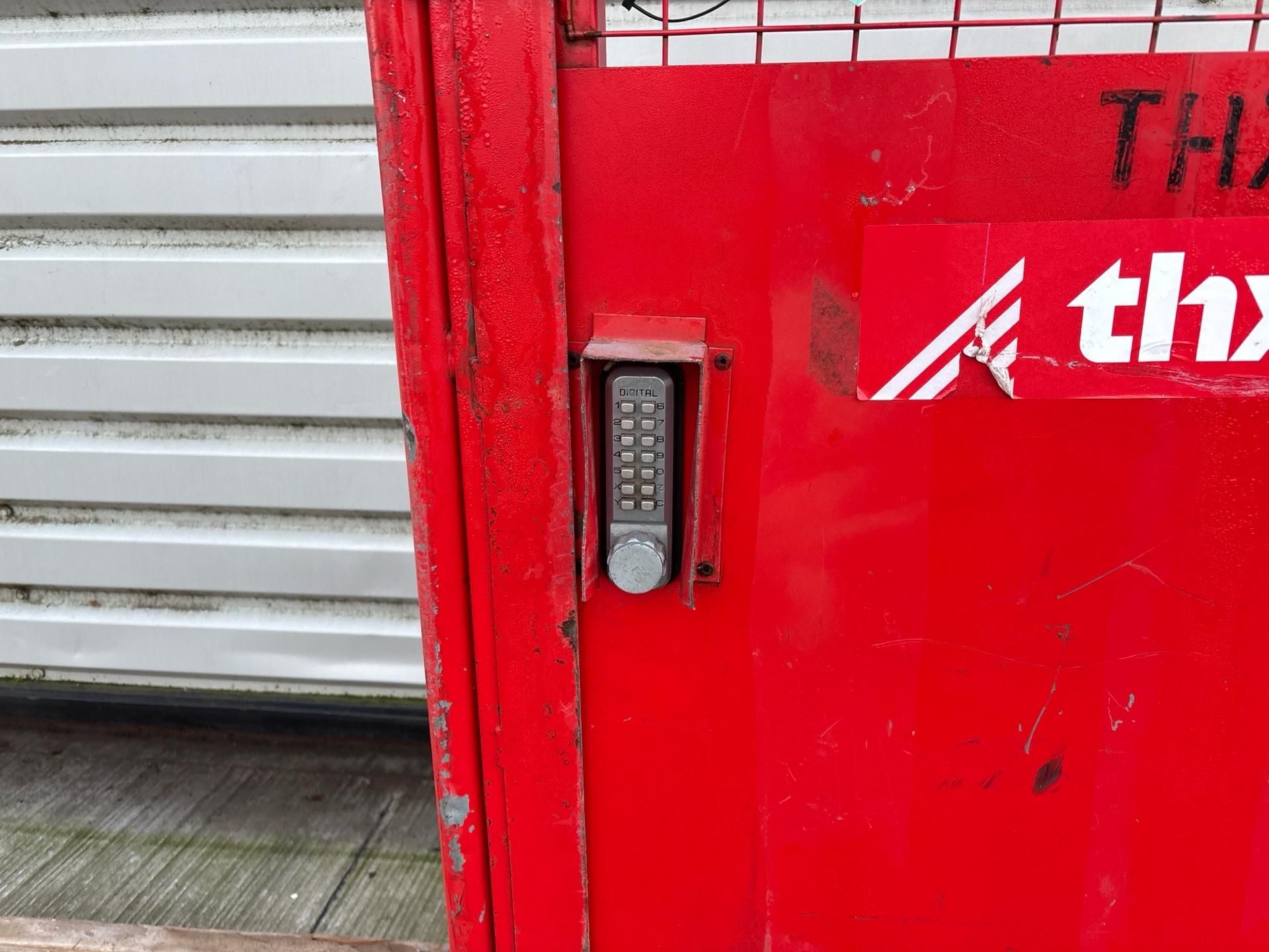 Metal Emergency Exit Gate THX6500 - No reserve - Image 2 of 7