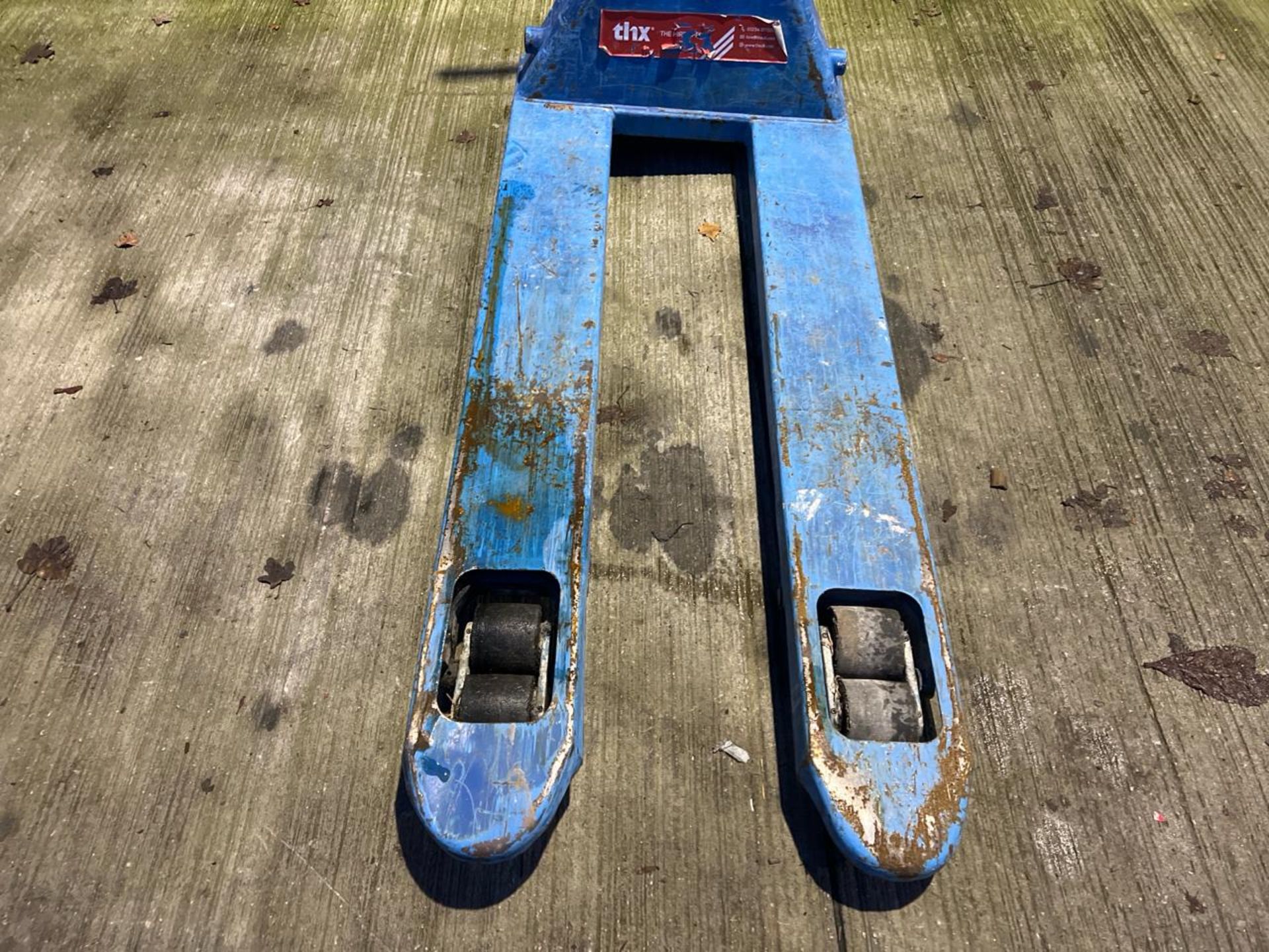Manual Pallet Truck THX12771 - No reserve - Image 6 of 6