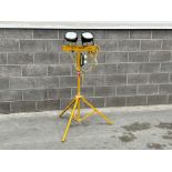 V Twin Head Led With Power Take Off - Thx18971 - No Reserve