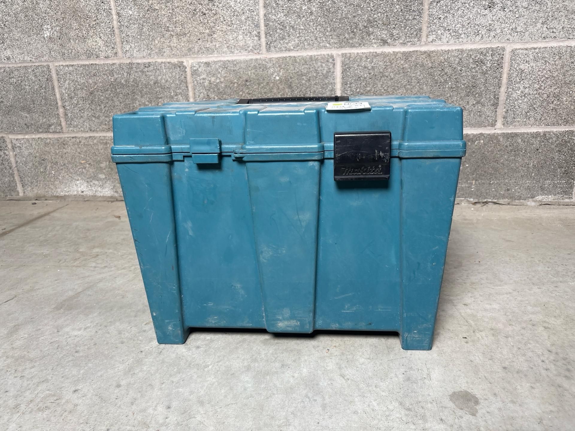 Makita 5903R Saw - THX11655 - No Reserve