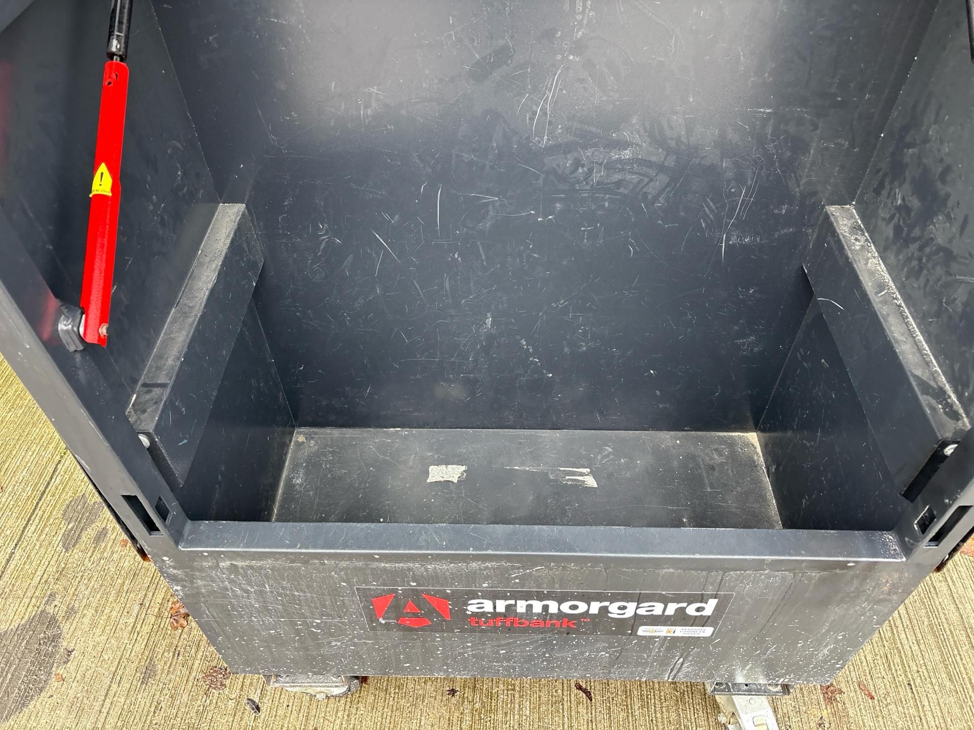 Armorguard Tuffbank Site Box - THX24631 - No Reserve - Image 4 of 11