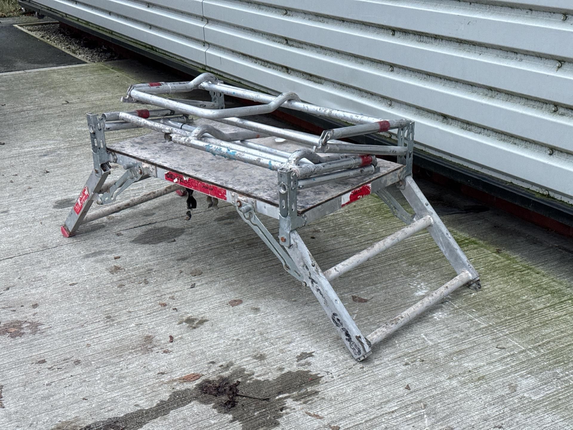 Pop Up Delta Deck - THX13567 - No Reserve - Image 11 of 12