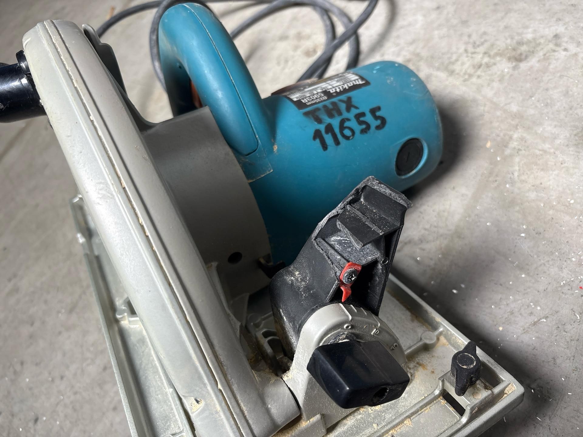 Makita 5903R Saw - THX11655 - No Reserve - Image 6 of 7