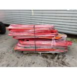 Pallet of Orange Plastic Saftey Barriers - No reserve