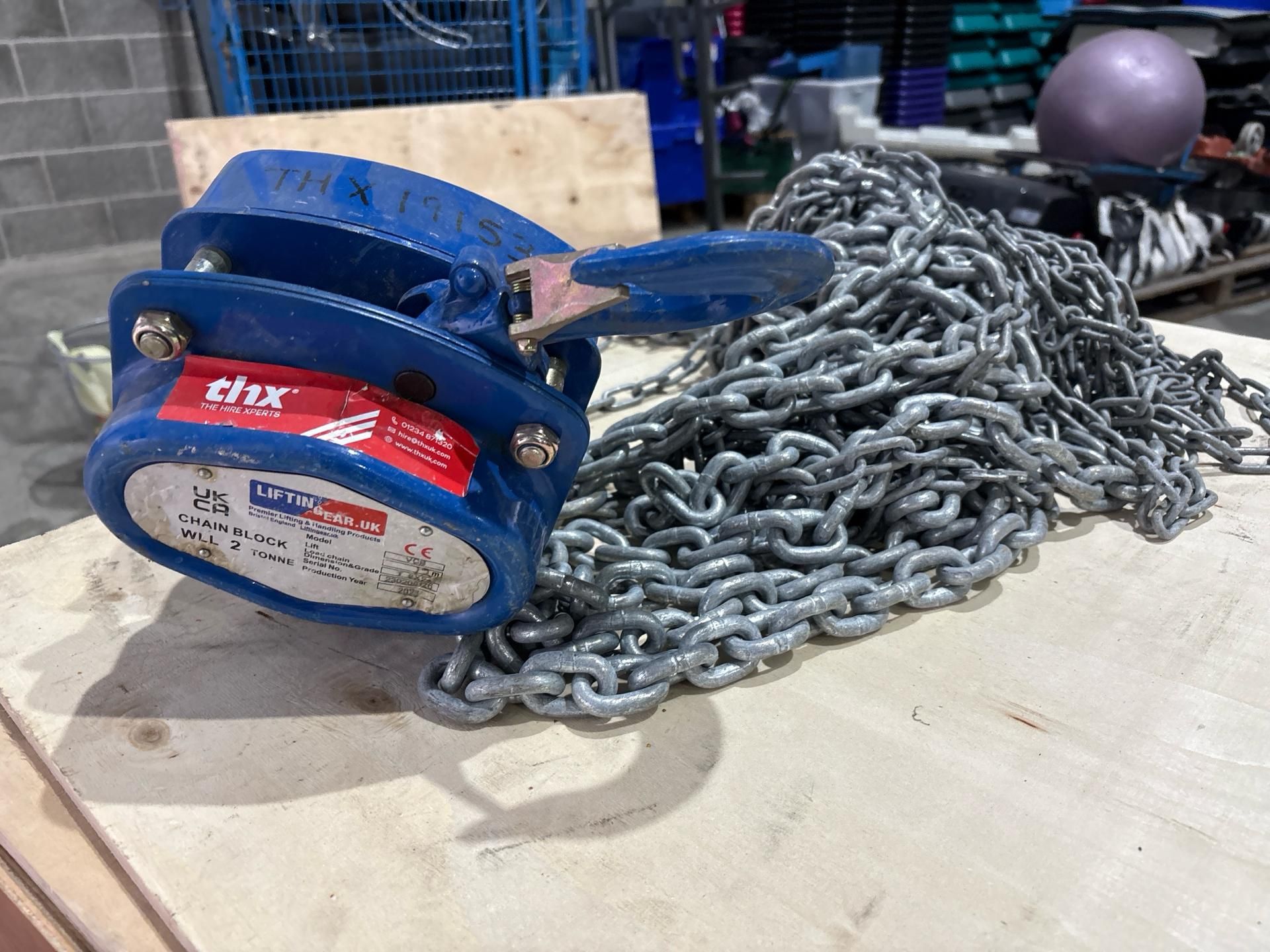 2T Chain Hoist and Chain - THX19153 - No Reserve