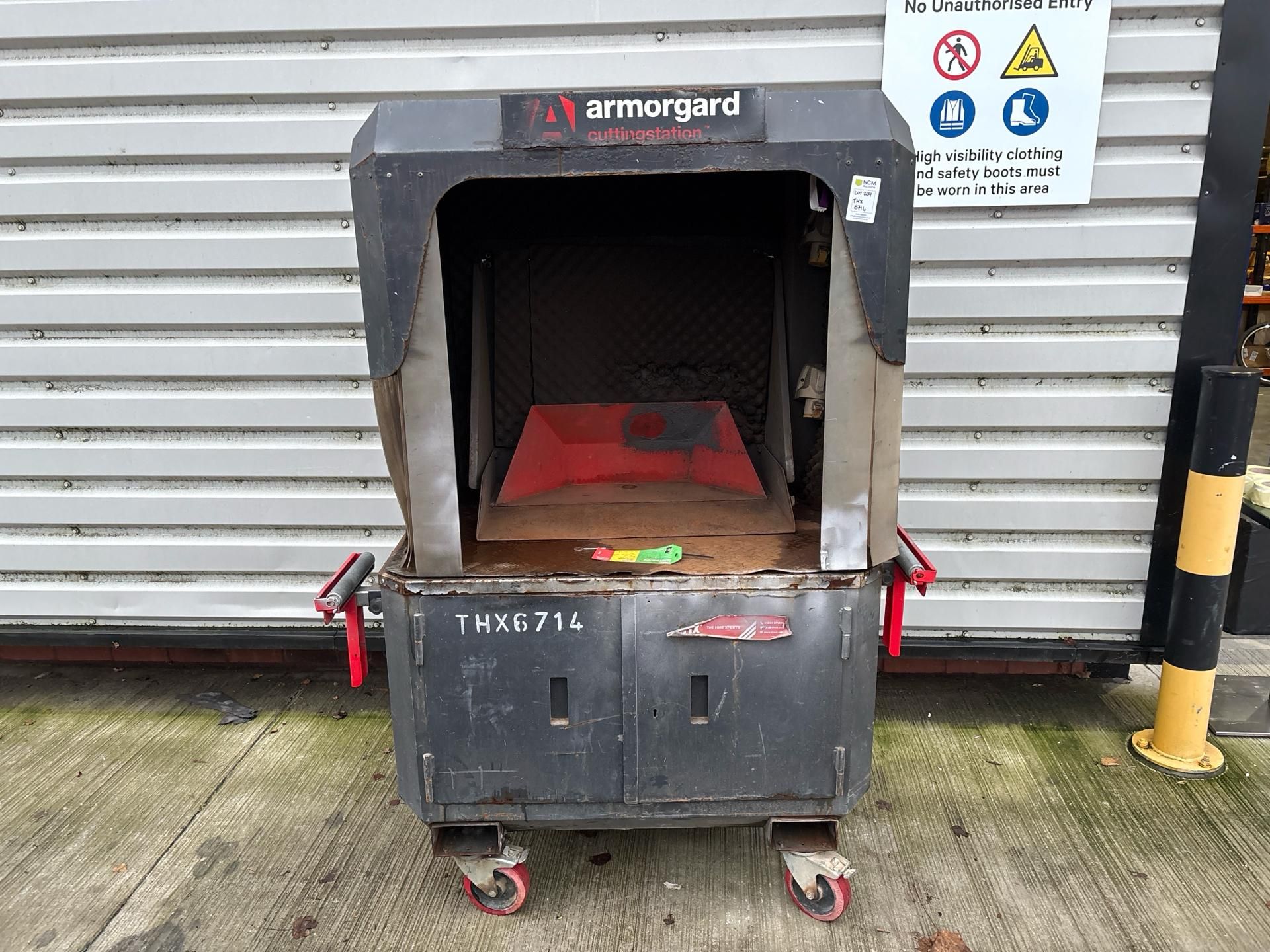 Armorgard Cutting Station. S/N: 329-THX6714 - No reserve - Image 2 of 10