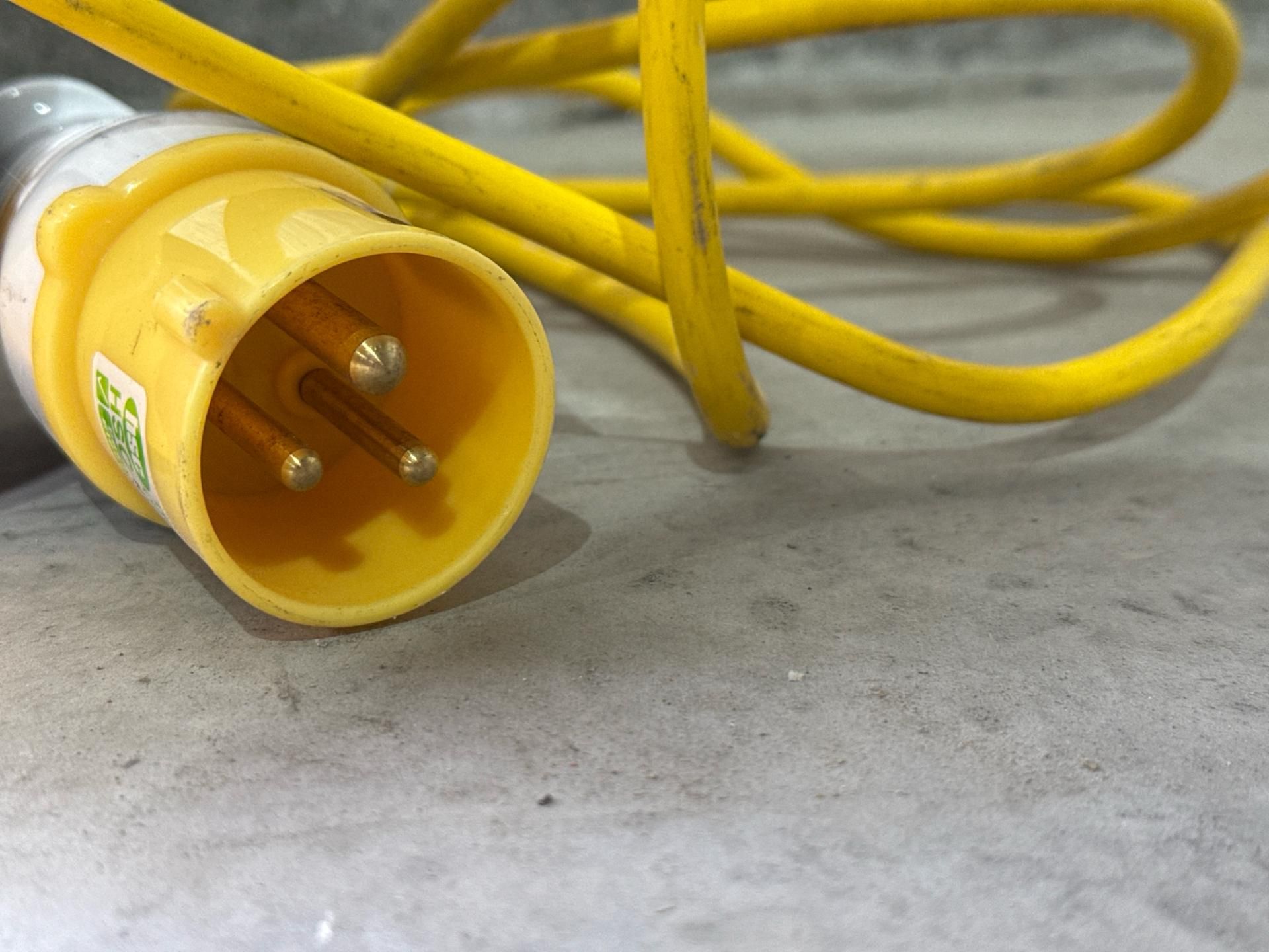 HSC Elite Work Light - THX30728 - No Reserve - Image 4 of 5