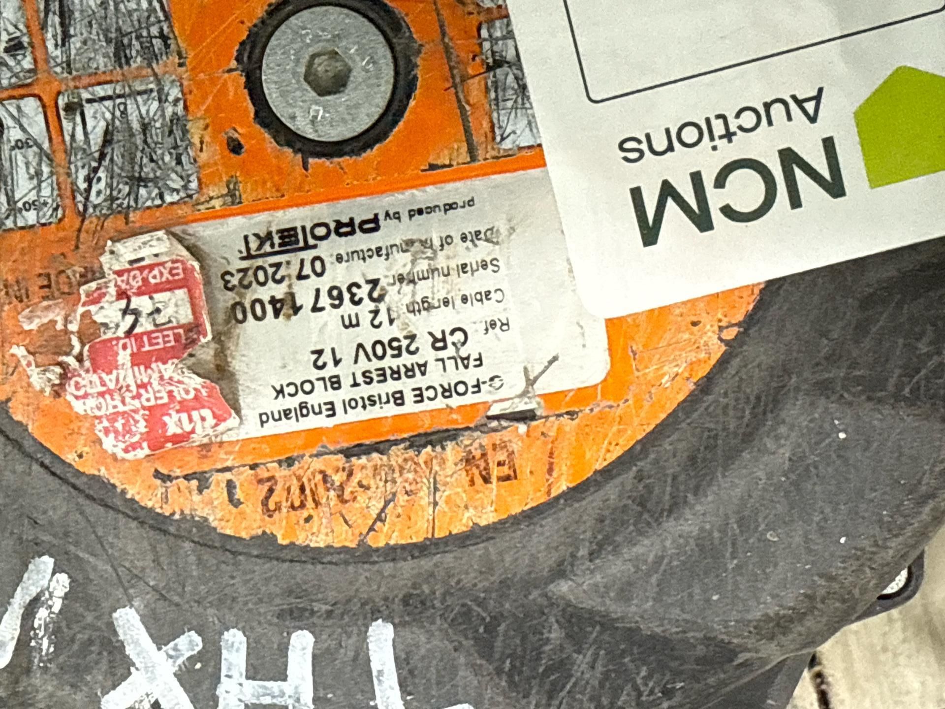 G-Force Fall Arrest Block - THX17855 - No Reserve - Image 2 of 4