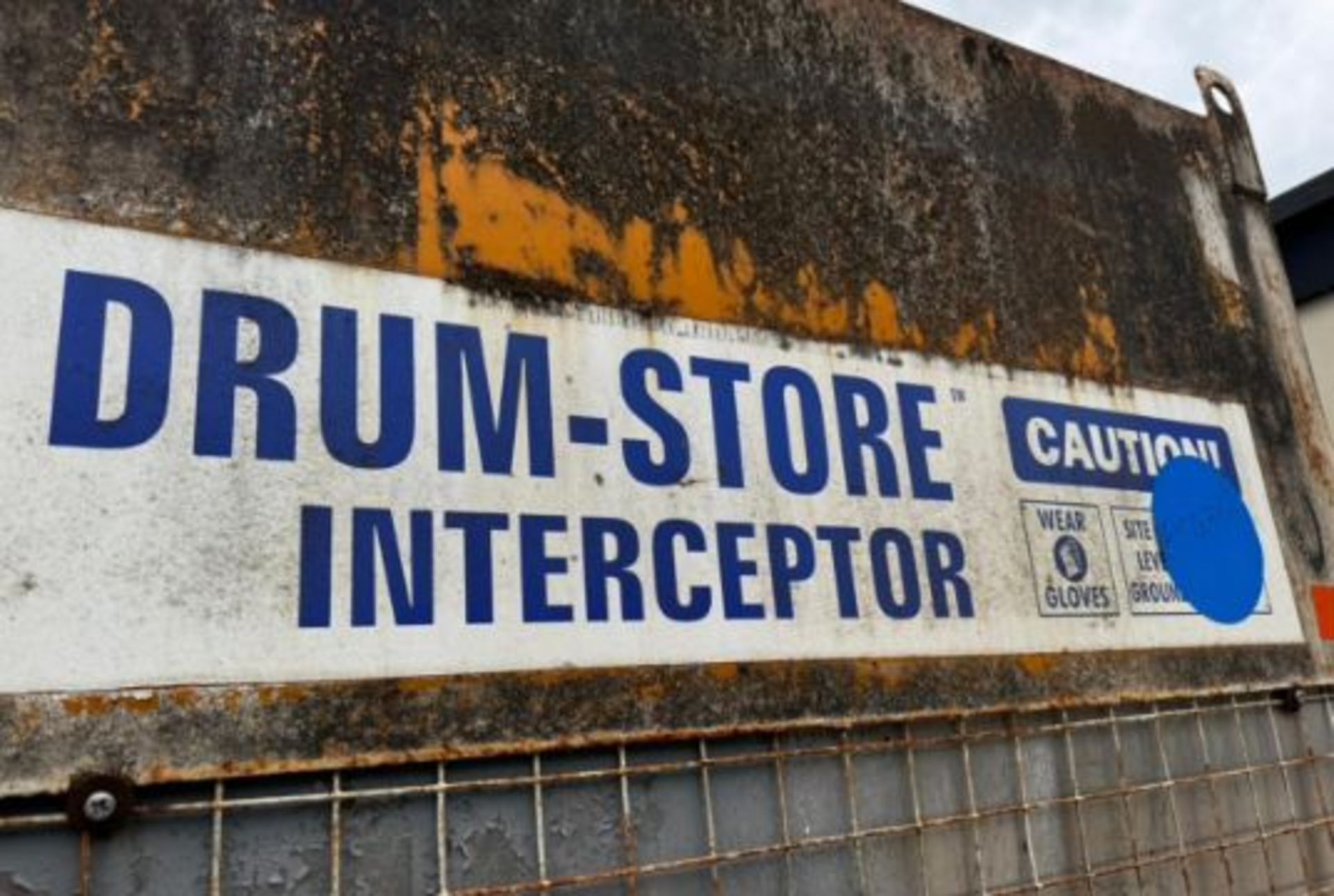 Metal Drum Store *No reserve* Interceptor collection only Location: Selby Viewing - Strictly by - Image 3 of 4