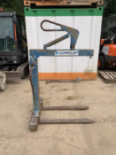 CONQUIP - CRANE FORKS MANUFACTURER: CONQUIP MODEL NO : CA103-02000 WORKING LOAD LIMIT : 2000KG W