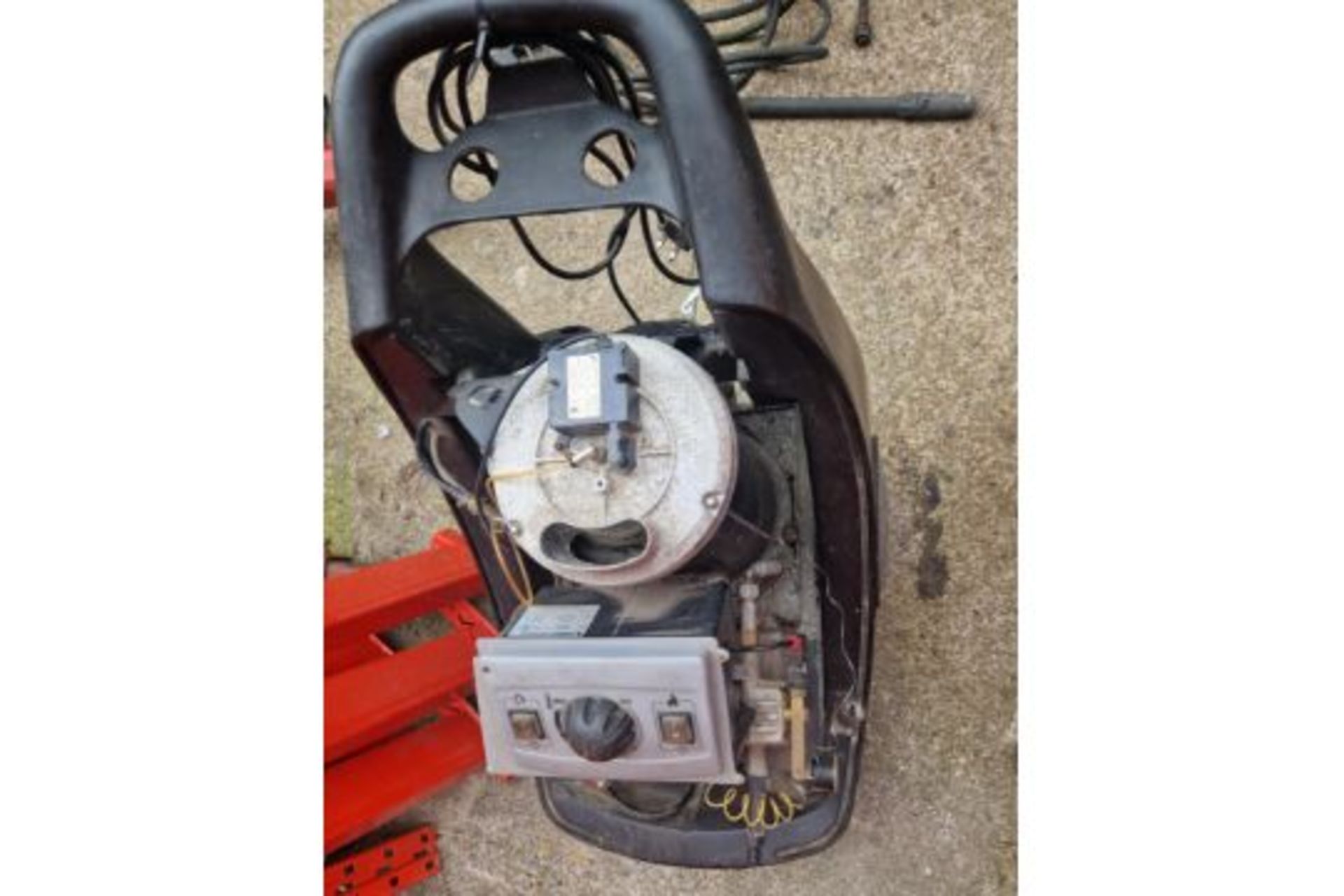 Eagle 1595HA jet wash hot and cold   date of manufacture 18/9/2006 3 bar max three pin plug elect - Image 6 of 16