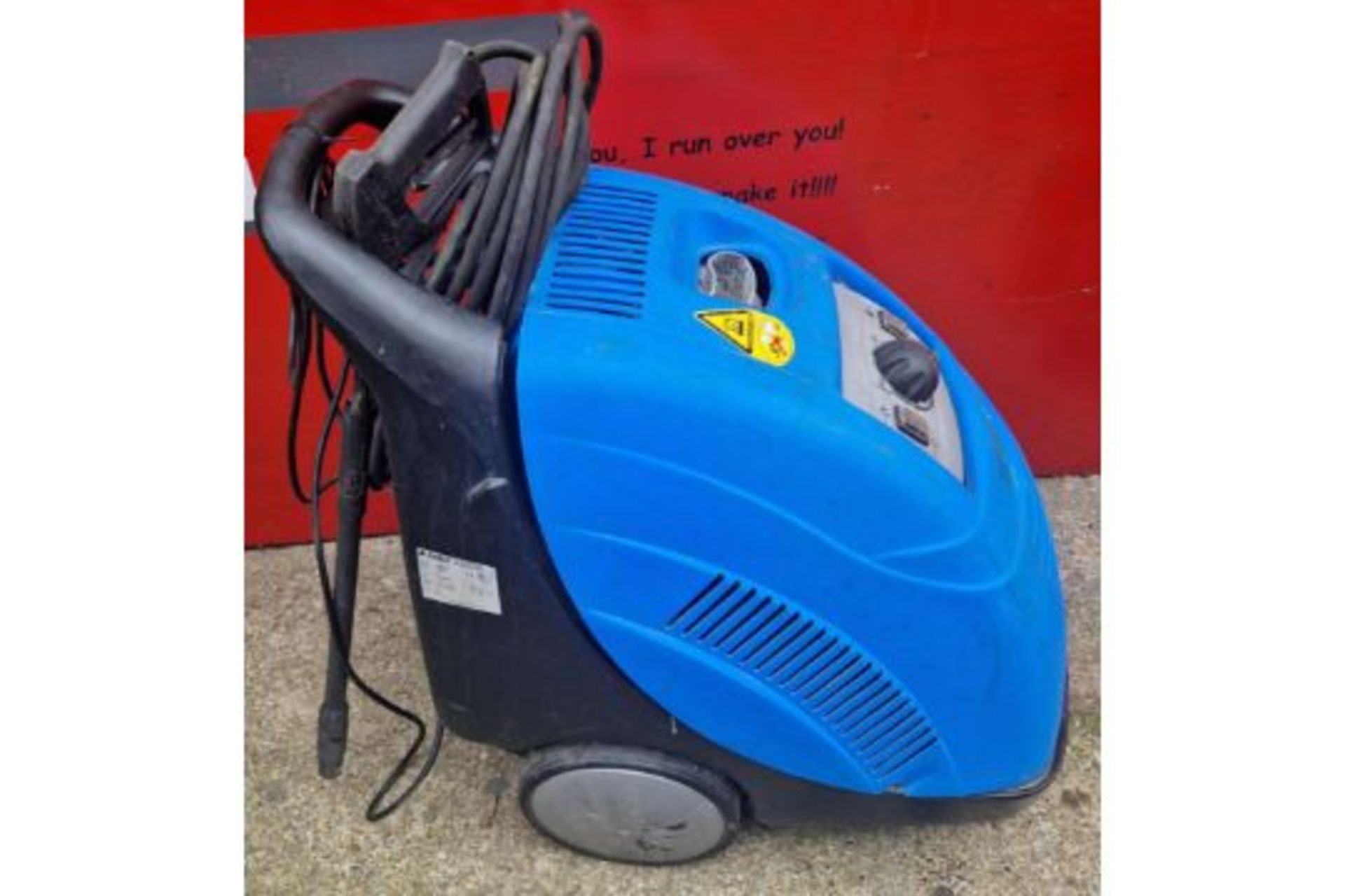 Eagle 1595HA jet wash hot and cold   date of manufacture 18/9/2006 3 bar max three pin plug elect - Image 4 of 16