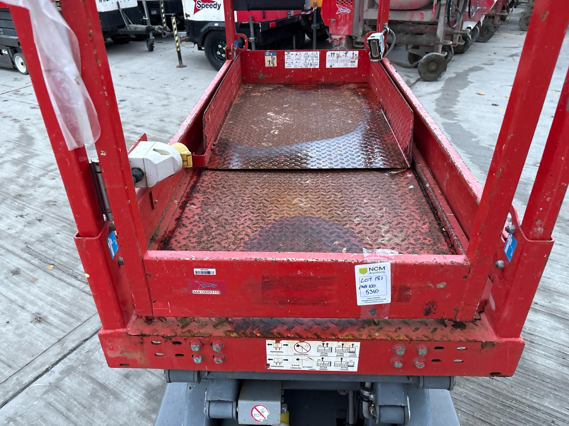 2007, SKYJACK - SJ9250RT 4x4 Scissor Lift (3,421 hours) Low Hours: Only 3,421 hours of use, ensurin - Image 33 of 35