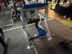 Hammer Strength Preacher Curl Bench