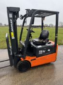 2013 Doosan 1.5 Tonne Electric Forklift, Container Spec, Triple Mast With Side Shift Container