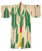 A JAPANESE SILK KIMONO, FIRST HALF 20TH CENTURY
