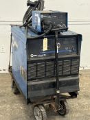 Miller Deltaweld 302 Welder W/ S-22 Feeder
