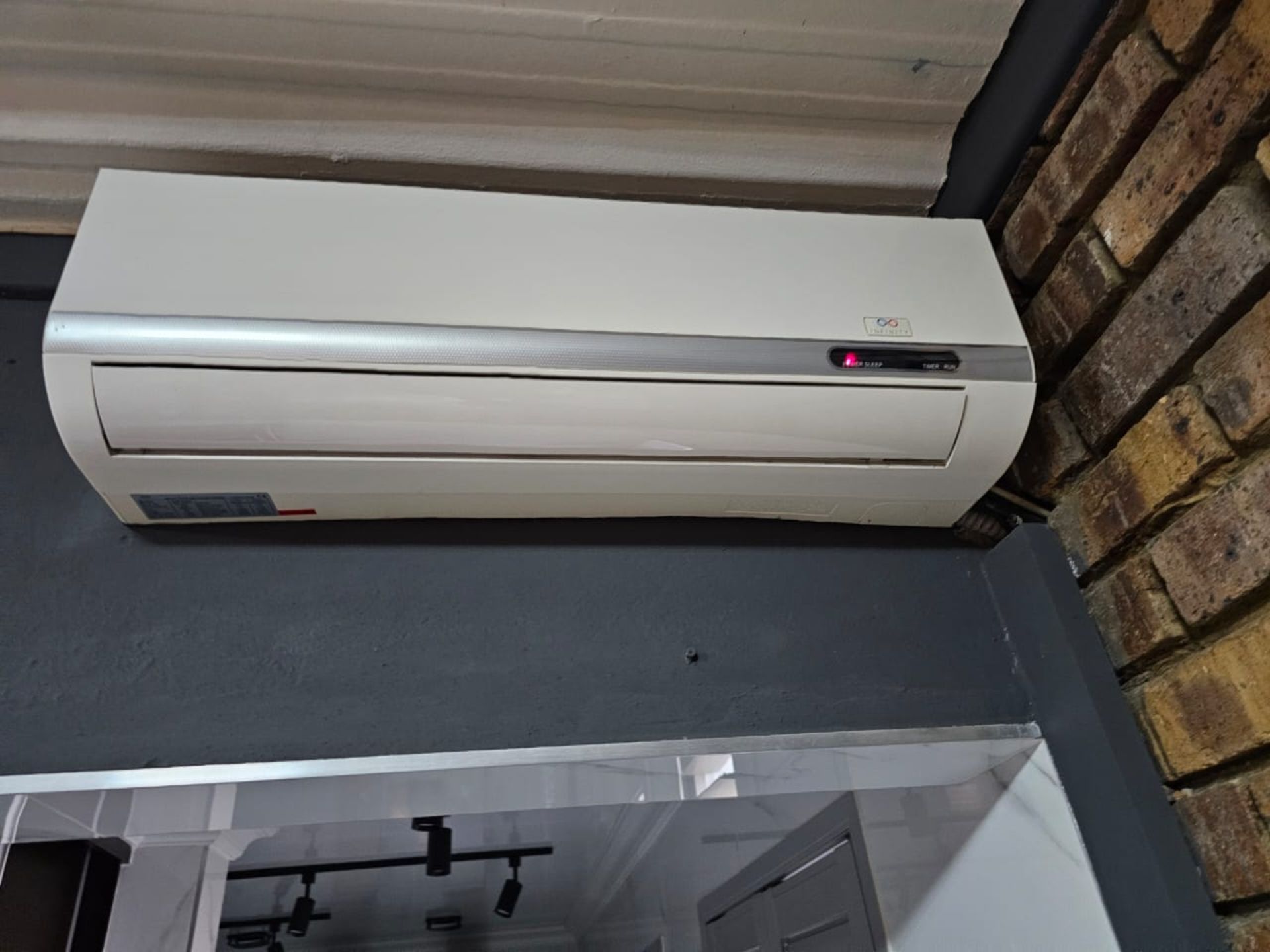 SPACIOUS 1 HECTARE PROPERTY WITH POOL & GUEST HOUSE - EQUIPPED WITH BACKUP SOLAR PLANT & WATER TANKS - Image 120 of 192