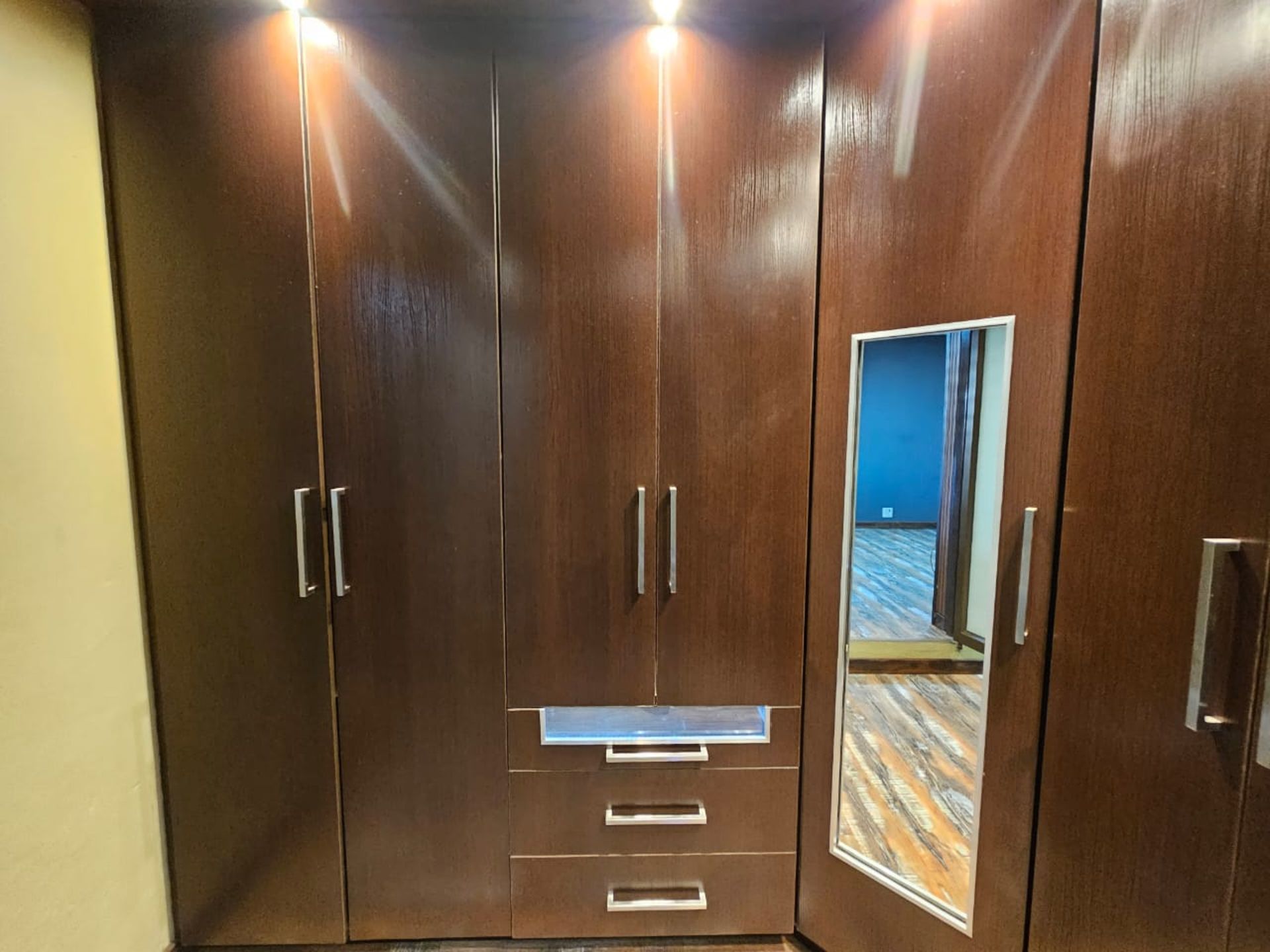 SPACIOUS 1 HECTARE PROPERTY WITH POOL & GUEST HOUSE - EQUIPPED WITH BACKUP SOLAR PLANT & WATER TANKS - Image 121 of 192