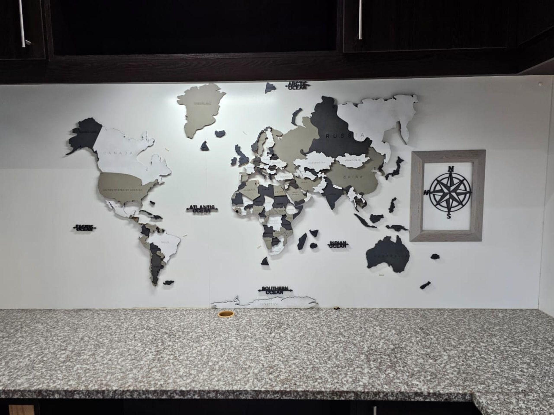 SPACIOUS 1 HECTARE PROPERTY WITH POOL & GUEST HOUSE - EQUIPPED WITH BACKUP SOLAR PLANT & WATER TANKS - Image 97 of 192