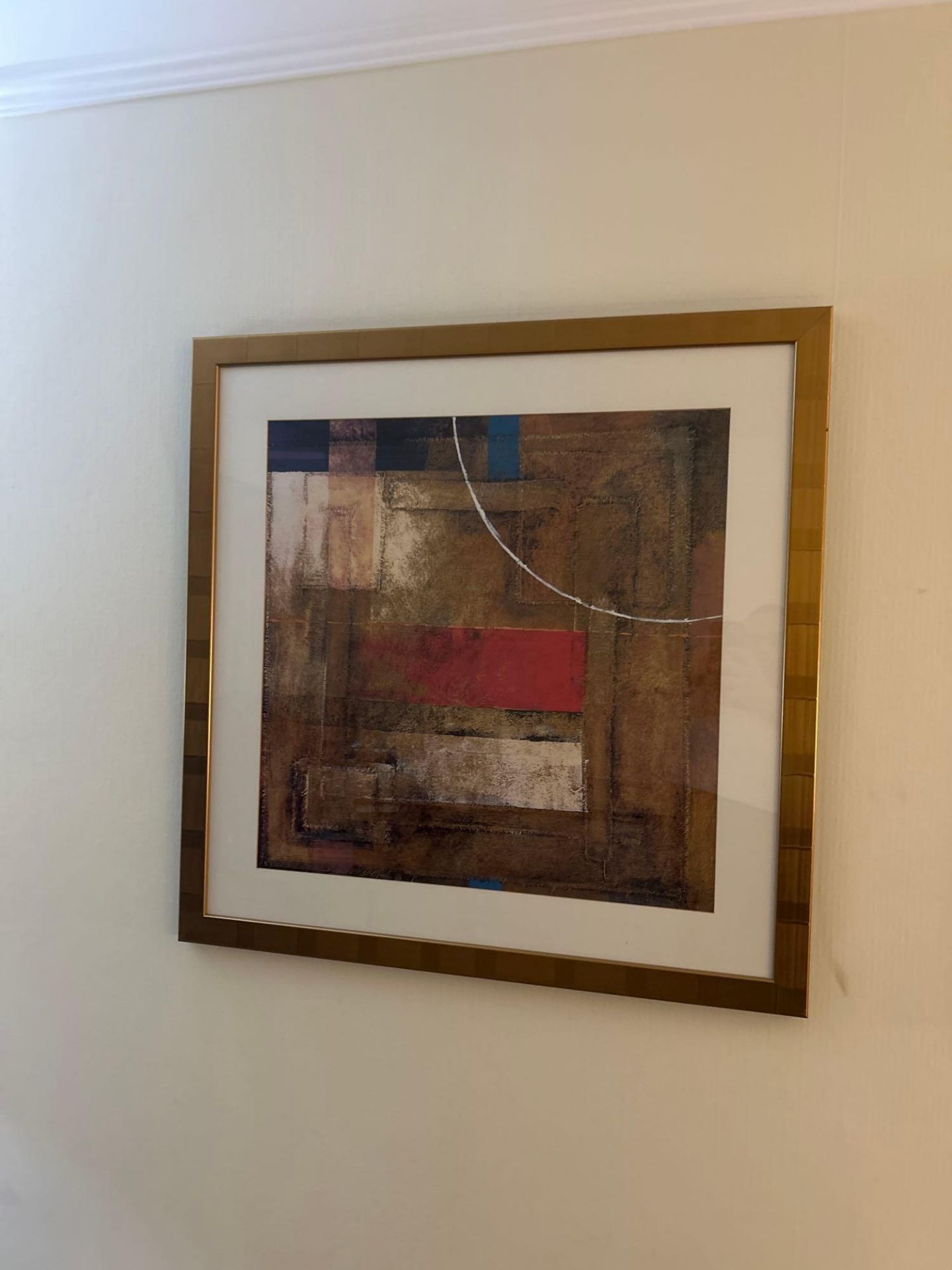 Complete contents of room comprising of divan base and Serta mattress 150 x 200cm, headboard with - Image 10 of 15