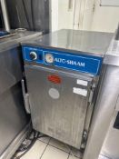 Alto Shaam hot heat mobile cabinet Halo heat model 500s Note this lot has a lift out charge see