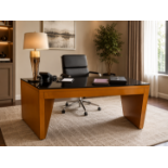 An Art Deco style executive writing desk by the luxury Italian manufacturer Francesco Molon,