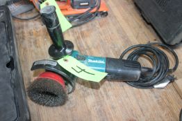 MAKITA w/ BRISTLE HEAD