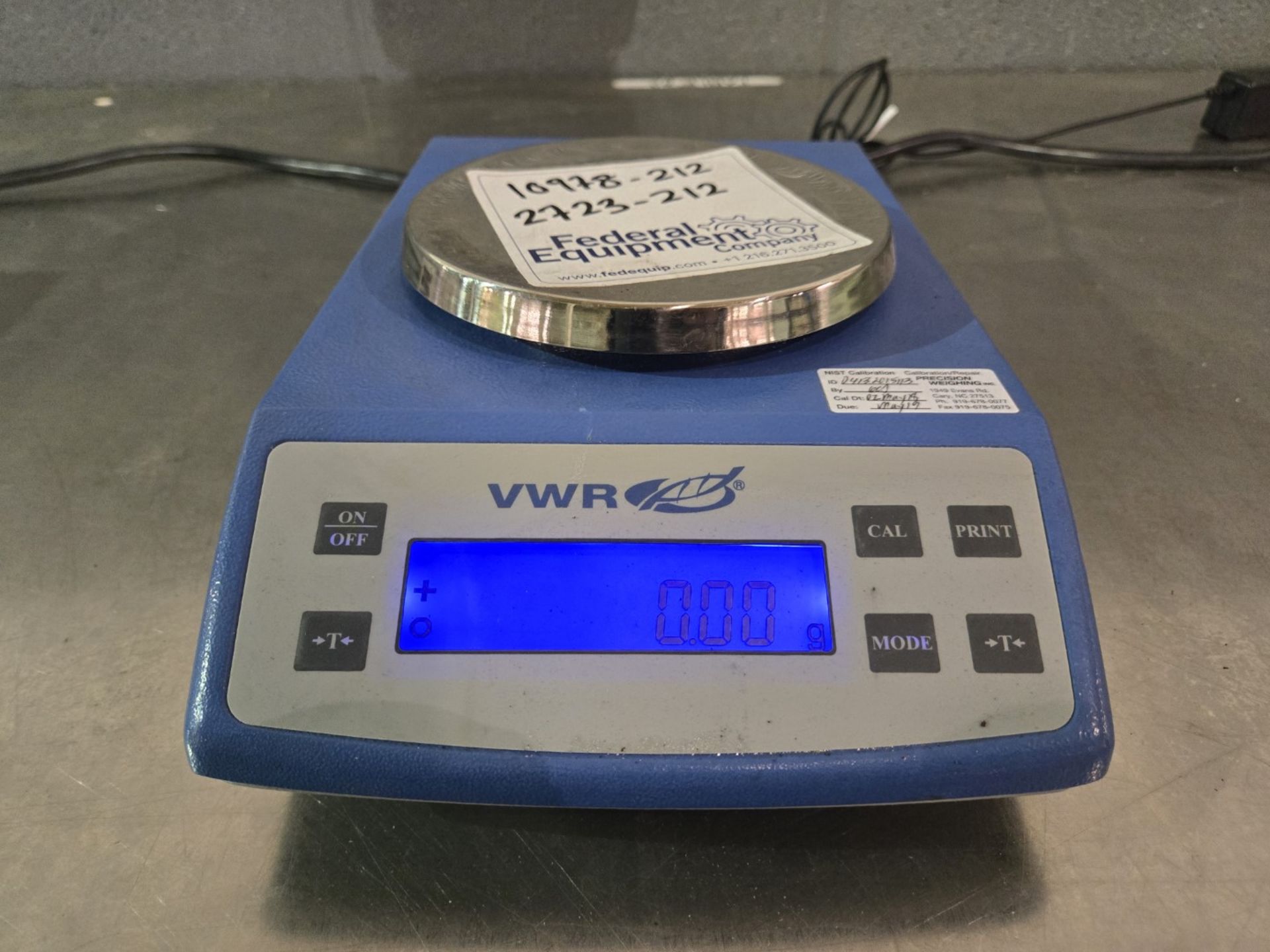 VWR scale, model 5002B, serial# 4132015113.