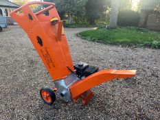 2021 Forest Master FM14DD pro wood chipper, petrol engine