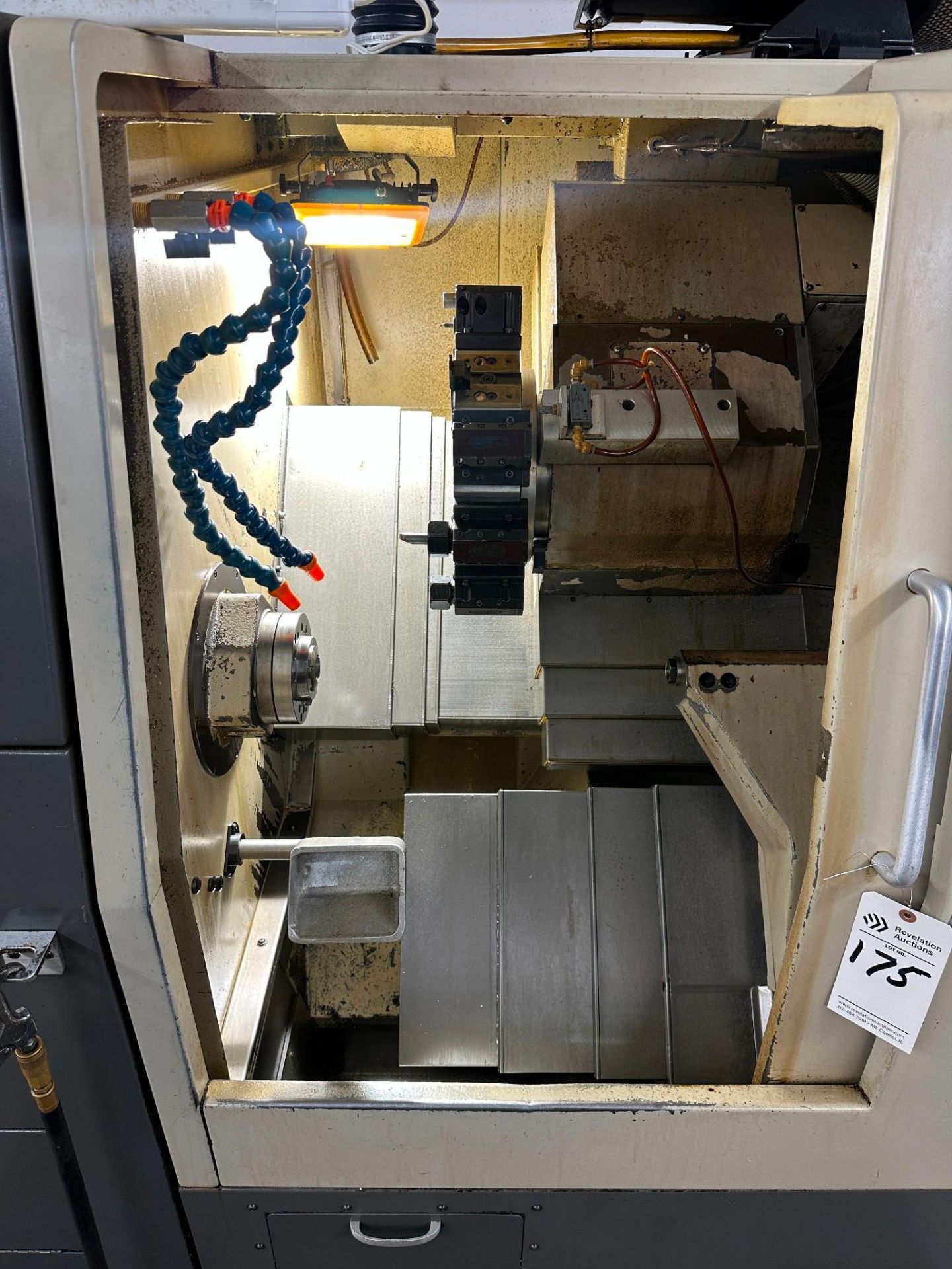 HARDINGE CS-42 CONQUEST 42 CNC LATHE WITH HARDINGE RETRACTABLE BAR FEED ...