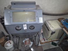 DAYTON 3Z850 SANDBLASTING CABINET & AERCOLOGY DUST COLLECTOR/FILTRATION UNIT