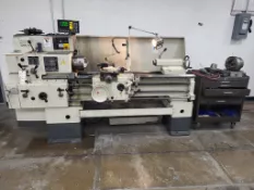 TOS TRENCIN A.S. TYPE SN 32 UNIVERSAL CENTRE LATHE WITH DRO PROS EL402-L (V5) DIGITAL READOUT SYSTEM